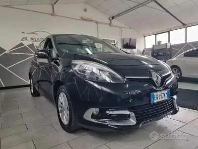Usata Renault Scénic XMOD 110 CV (80 kW) 2014 Nero Monovolume
