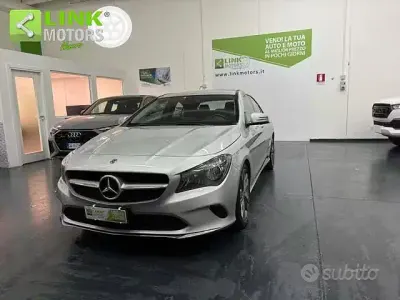 Usata Mercedes CLA200 136 CV (100 kW) 2019 Grigio Coupé