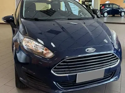 Usata Ford Fiesta Business Edition 60 CV (44 kW) 2014 Blu/azzurro Utilitaria