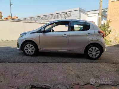 Usata Peugeot 108 GT-line 72 CV (52 kW) 2018 Grigio Berlina