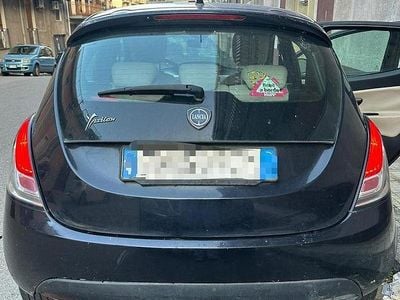 Usata Lancia Ypsilon 95 CV (69 kW) 2013 Blu Utilitaria
