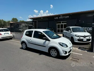 Usata Renault Twingo 75 CV (55 kW) 2011 Bianco Utilitaria