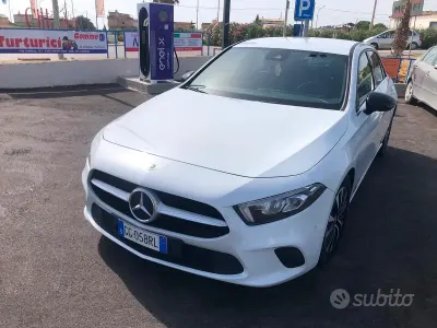 Usata Mercedes A180 Premium 116 CV (85 kW) 2021 Bianco Berlina