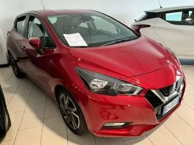 Usata Nissan Micra Acenta 92 CV (67 kW) 2021 Rosso Utilitaria