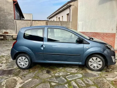 Usata Renault Twingo 100 CV (73 kW) 2009 Blu Utilitaria