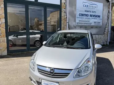 Usata Opel Corsa Enjoy 80 CV (58 kW) 2009 Other Utilitaria