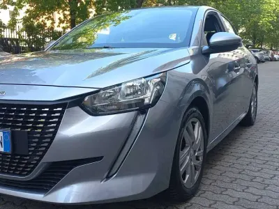 Usata Peugeot 208 Active 75 CV (55 kW) 2020 Grigio Utilitaria