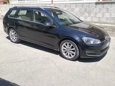 Usata VW Golf VII 110 CV (80 kW) 2014 Nero Station wagon