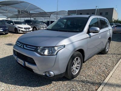 usata Mitsubishi Outlander 3ª serie 2.2 DI-D 4WD Intense