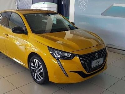 Usata Peugeot 208 Allure 102 CV (75 kW) 2021 Giallo Utilitaria