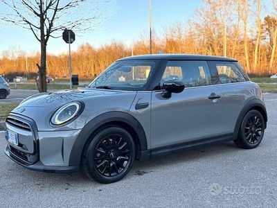 Usata Mini Cooper Essential 136 CV (100 kW) 2022 Grigio Utilitaria
