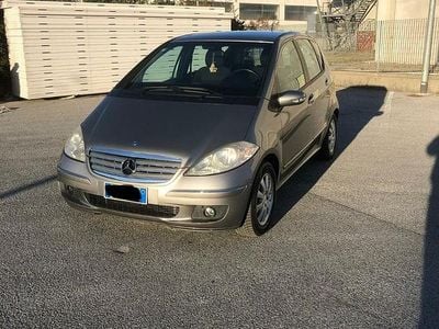 Usata Mercedes A150 Elegance 95 CV (69 kW) 2008 Grigio Monovolume