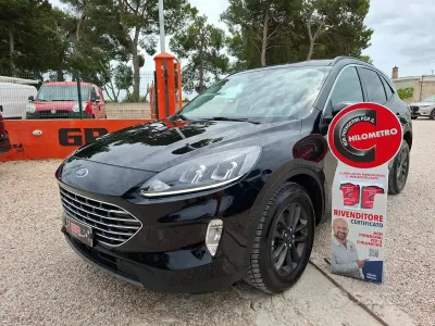 Usata Ford Kuga Titanium 120 CV (88 kW) 2022 Nero SUV