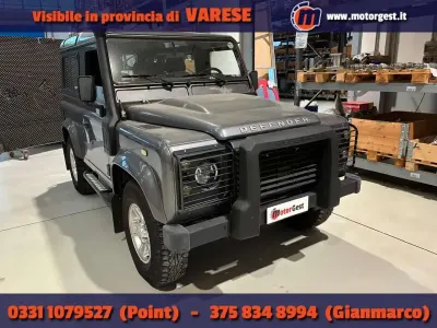 Usado Land Rover Defender 122 HP (89 kW) 2014 Cinzento Citadino
