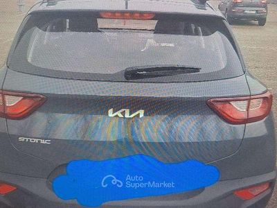 Usata Kia Stonic Style 84 CV (61 kW) 2023 Gray SUV