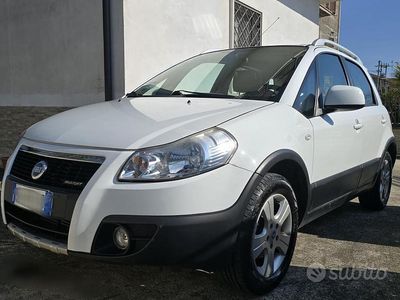 Usata Fiat Sedici 120 CV (88 kW) 2007 Bianco SUV