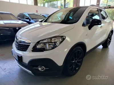 Usata Opel Mokka Cosmo 140 CV (102 kW) 2015 Bianco SUV