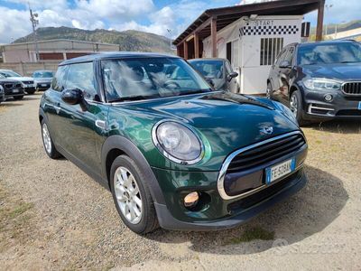 usata Mini Cooper D 1.5Business 115cv