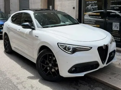 Usata Alfa Romeo Stelvio Veloce 210 CV (154 kW) 2020 Bianco SUV