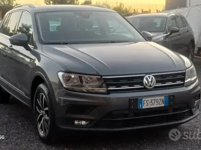 Usata VW Tiguan Sportline 150 CV (110 kW) 2016 Grigio SUV