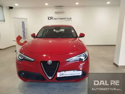 Usata Alfa Romeo Stelvio Business 190 CV (139 kW) 2020 Rosso SUV