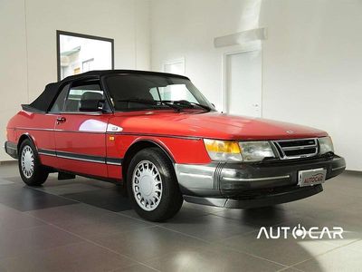 Begagnad Saab 900 Cabriolet 160 HK (117 kW) 1992 Röd Cab