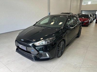 Usata Ford Focus RS 350 CV (257 kW) 2016 Nero Berlina