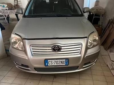 Second-hand Toyota Avensis 147 CP (108 kW) 2004 Break