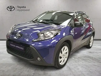 Usata Toyota Aygo X Trend 72 CV (52 kW) 2022 Blu SUV