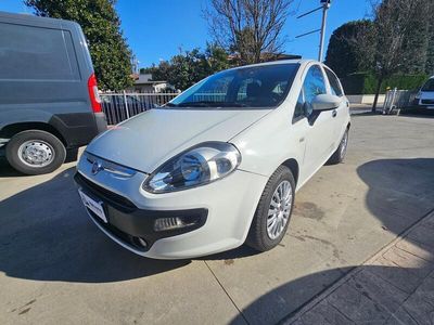 Usata Fiat Punto Evo Dynamic 75 CV (55 kW) 2011 Bianco Utilitaria