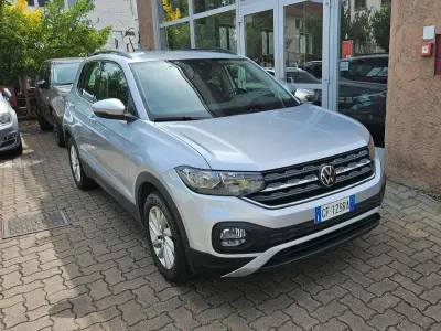Usata VW T-Cross Advance 110 CV (80 kW) 2021 Argento SUV