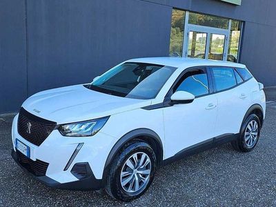 Usata Peugeot 2008 Active 102 CV (75 kW) 2020 Bianco SUV