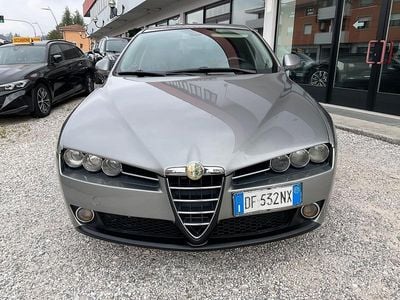 Usata Alfa Romeo 159 Distinctive 150 CV (110 kW) 2007 Marrone Station wagon