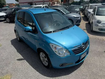 Usata Opel Agila 65 CV (47 kW) 2008 Blu/azzurro Utilitaria
