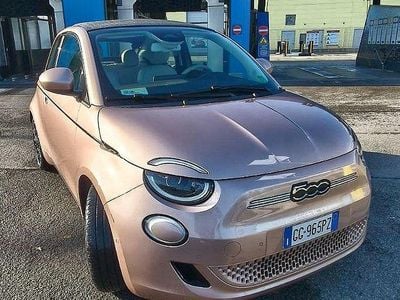 Usata Fiat 500e La Prima 86 kW (118 CV) 2021 Bianco Cabrio
