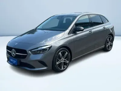 Nuova Mercedes B180 Advanced 136 CV (100 kW) 2025 Grigio Utilitaria