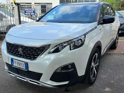 Usata Peugeot 5008 GT-line 120 CV (88 kW) 2018 Bianco SUV