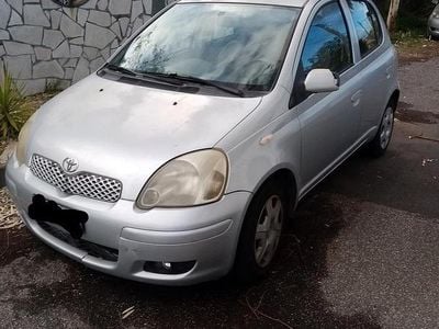 Usata Toyota Yaris 2005 Grigio Utilitaria