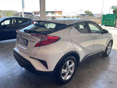 Usata Toyota C-HR Style 98 CV (72 kW) 2017 SUV