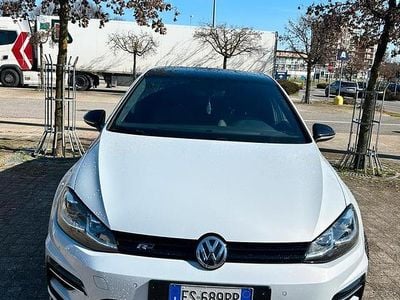 Usata VW Golf VII R-line 170 CV (125 kW) 2018 Bianco Berlina