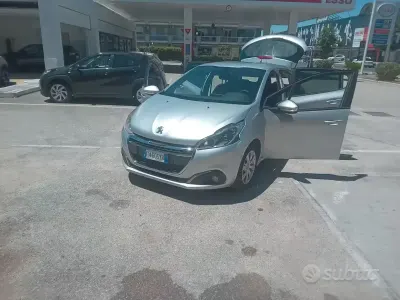 Usata Peugeot 208