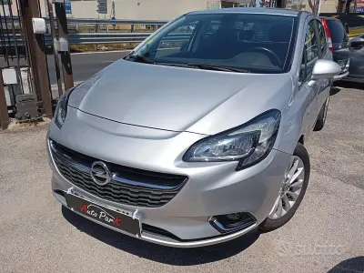 Usata Opel Corsa Cosmo 95 CV (69 kW) 2016 Grigio Utilitaria