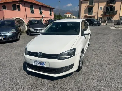 Usata VW Polo R-line 90 CV (66 kW) 2012 Bianco Utilitaria
