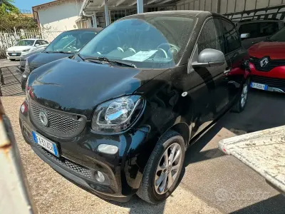 Usata Smart ForFour Passion 71 CV (52 kW) 2019 Nero Utilitaria