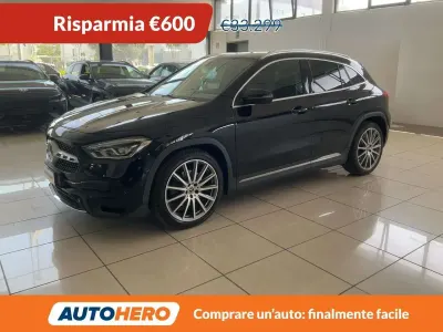 Usata Mercedes GLA220 AMG line 190 CV (139 kW) 2021 Nero SUV