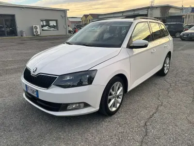Usata Skoda Fabia Style 90 CV (66 kW) 2016 Bianco Station wagon