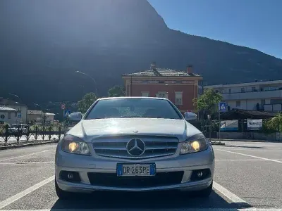 Usata Mercedes C220 170 CV (125 kW) 2008 Berlina