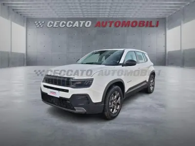 Nuova Jeep Avenger EV Longitude 61 kW (84 CV) 2026 Bianco SUV