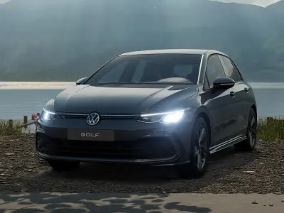 Usata VW Golf VIII R-line 150 CV (110 kW) 2024 Berlina