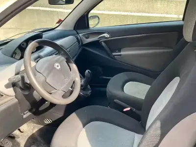 Usata Lancia Ypsilon 69 CV (50 kW) 2005 Giallo Utilitaria